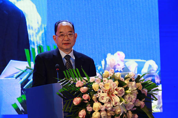 国家发展改革委原副主任、中国设备管理协会荣誉会长王金祥在2020（第五届）中国设备管理大会上发表重要讲话